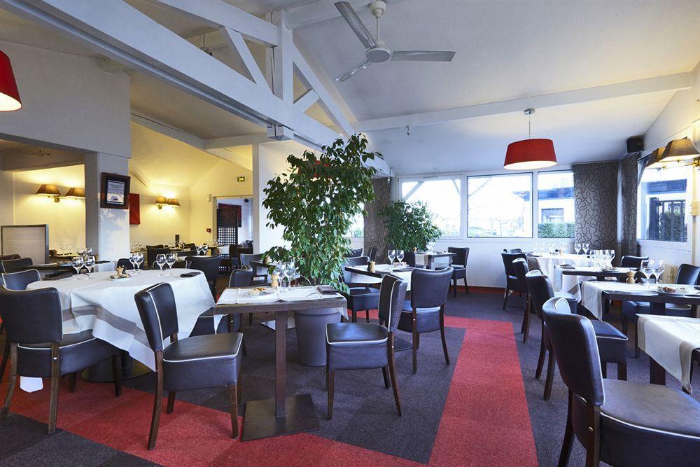 Kyriad Geneve St-Genis-Pouilly Сен-Жени-Пуйи Екстериор снимка