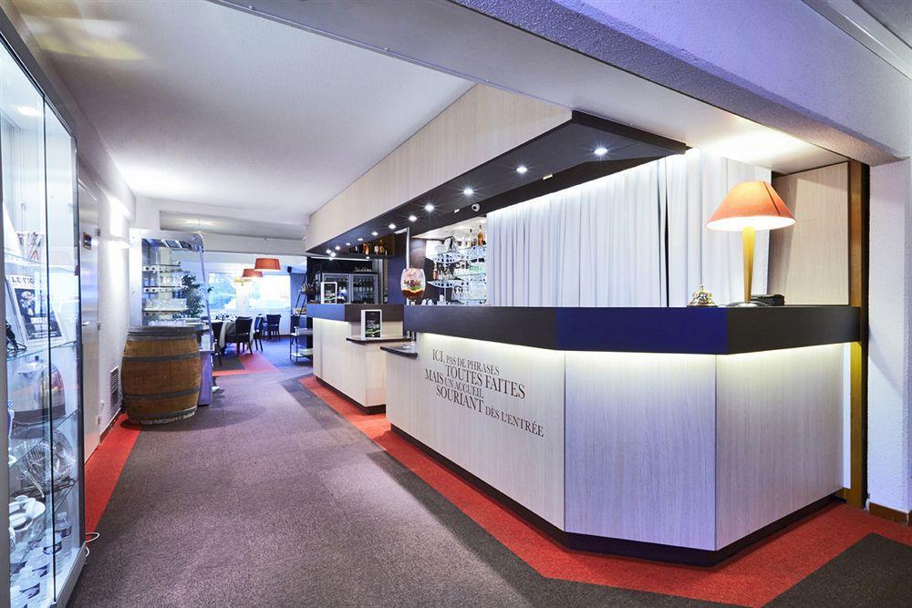 Kyriad Geneve St-Genis-Pouilly Сен-Жени-Пуйи Екстериор снимка
