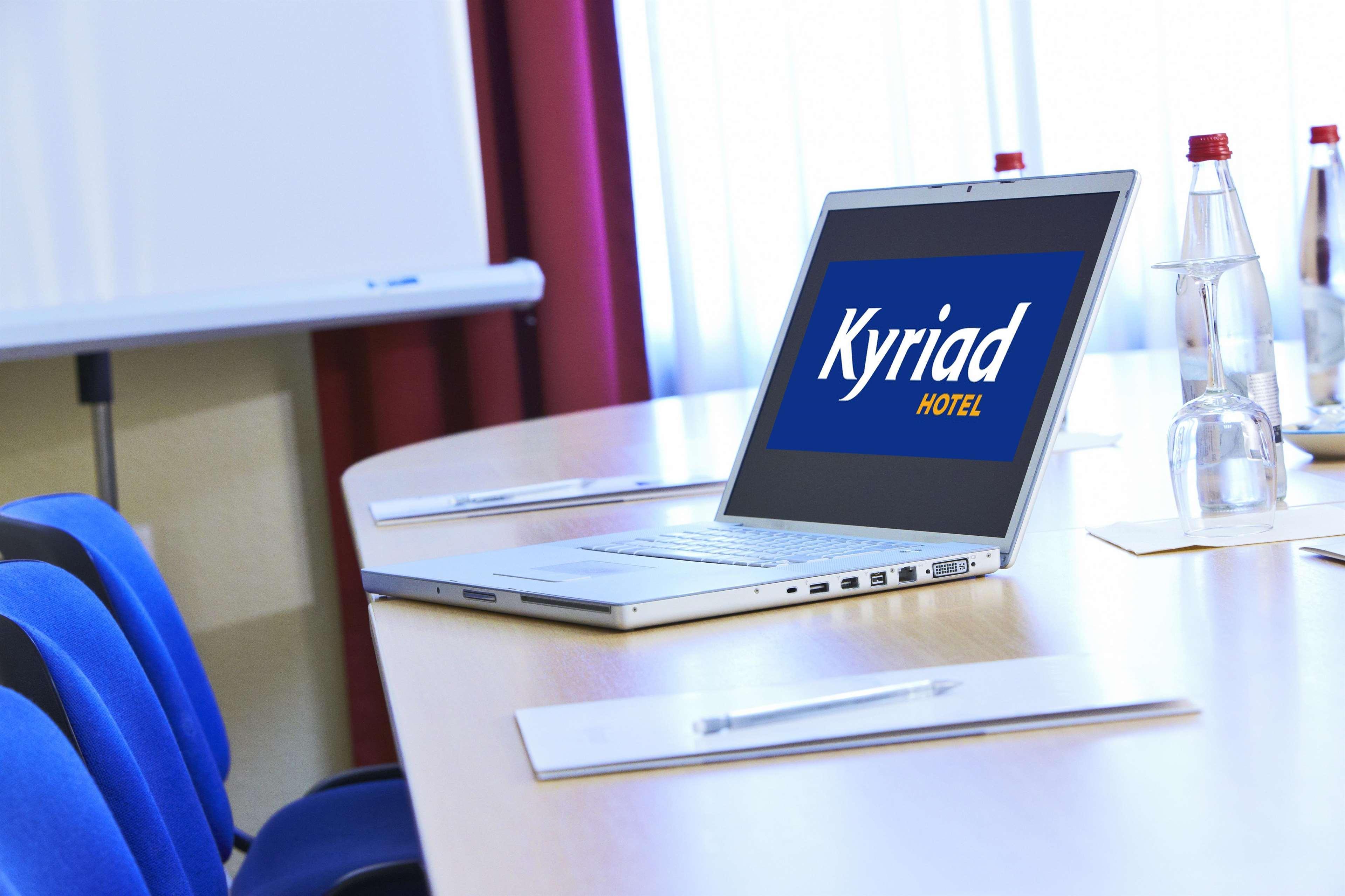 Kyriad Geneve St-Genis-Pouilly Сен-Жени-Пуйи Екстериор снимка