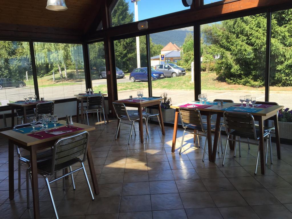 Kyriad Geneve St-Genis-Pouilly Сен-Жени-Пуйи Екстериор снимка
