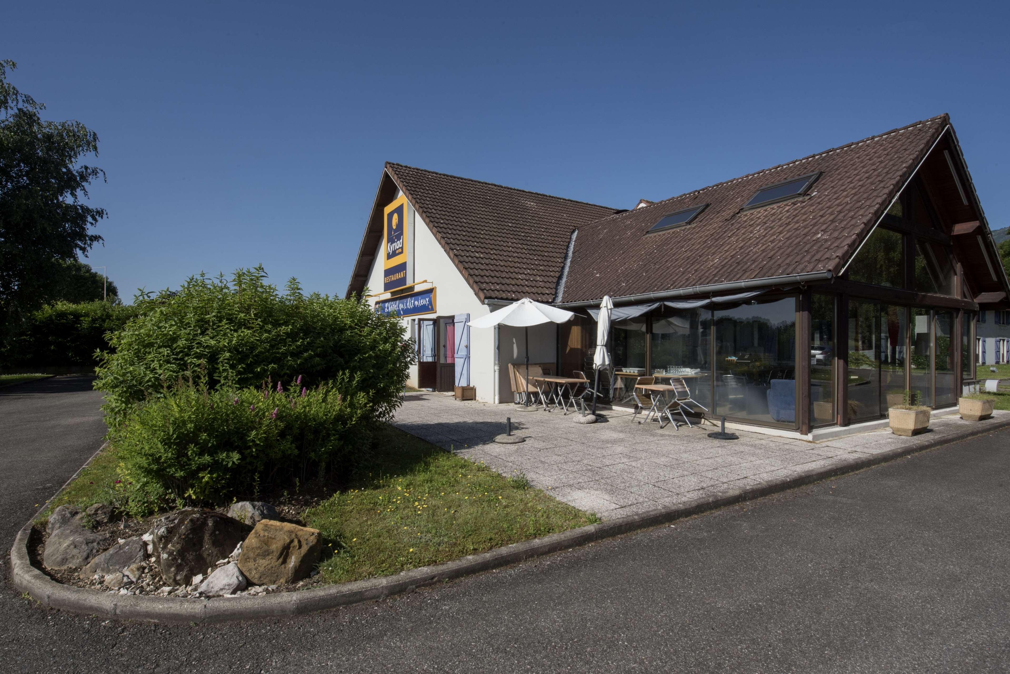 Kyriad Geneve St-Genis-Pouilly Сен-Жени-Пуйи Екстериор снимка