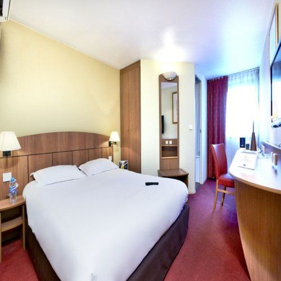 Kyriad Geneve St-Genis-Pouilly Сен-Жени-Пуйи Екстериор снимка